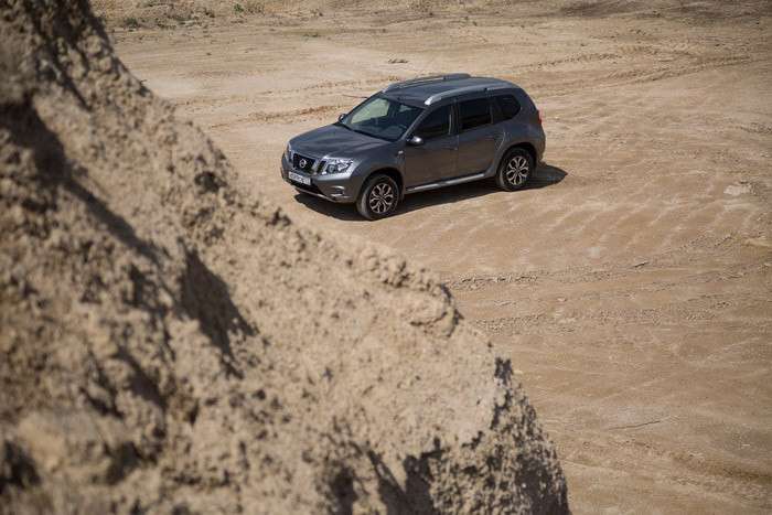 Nissan Terrano: 
