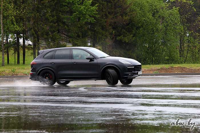 Porsche Cayenne GTS: остаётся только мечтать?