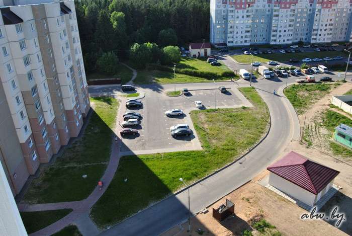Сосед по гаражу с нелегальной СТО 