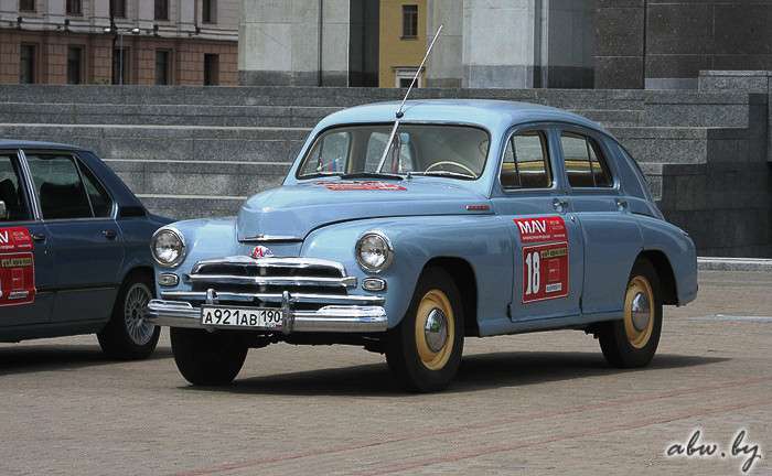 Автомобильная история в центре Минска. Репортаж c «Олдтаймер-ралли-2016»