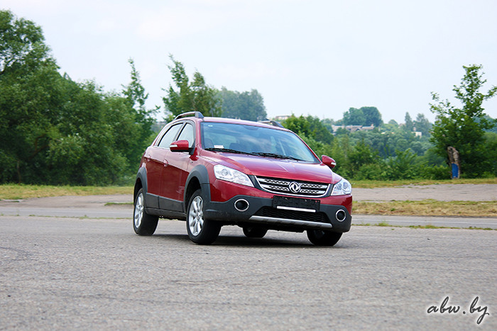 Dongfeng H30 Cross: Subaru XV за полцены?