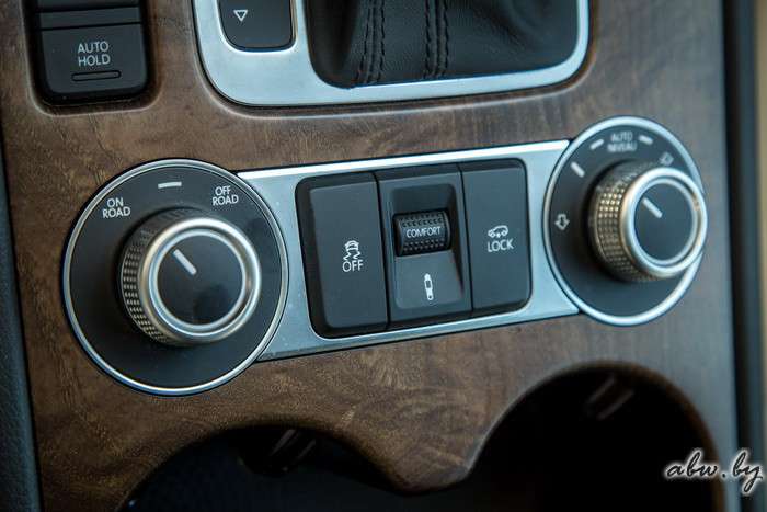 Снова в Беларуси: VW Touareg подешевел и сменил 