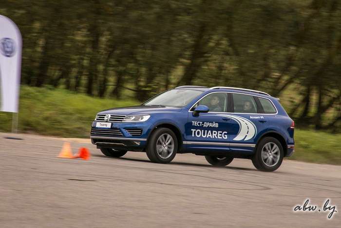 Снова в Беларуси: VW Touareg подешевел и сменил 