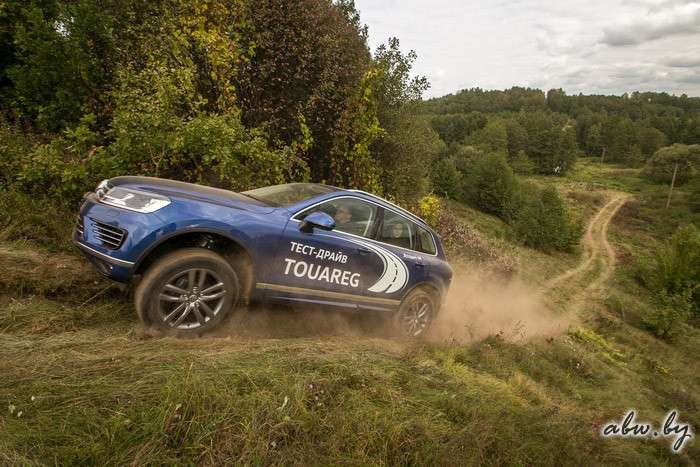 Снова в Беларуси: VW Touareg подешевел и сменил 