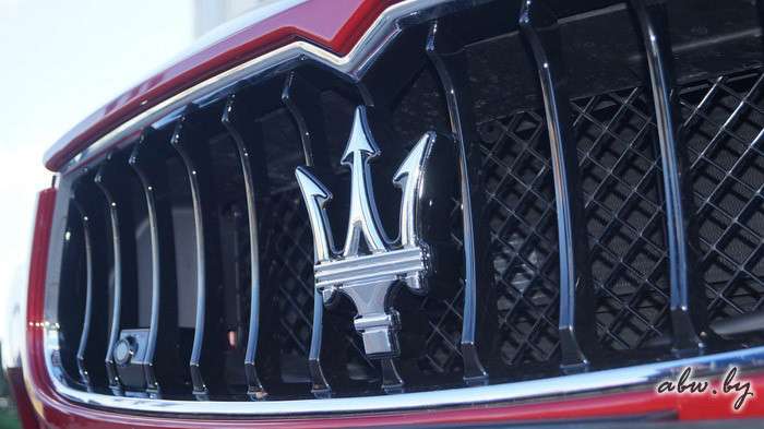 Maserati Ghibli: страсть, грохот, драйв