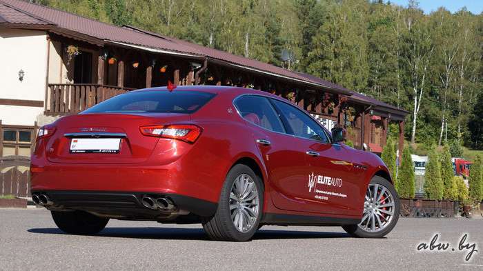Maserati Ghibli: страсть, грохот, драйв