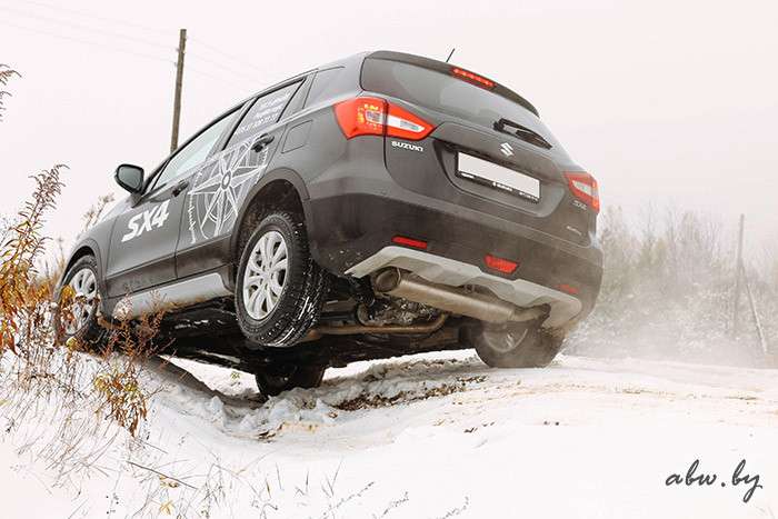 Suzuki SX4: дорого. Оправданно?