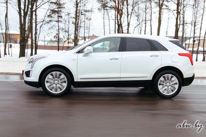 Тестируем Cadillac XT5 
