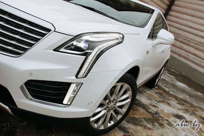 Тестируем Cadillac XT5 
