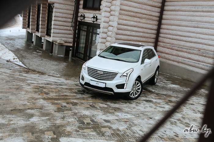 Тестируем Cadillac XT5 