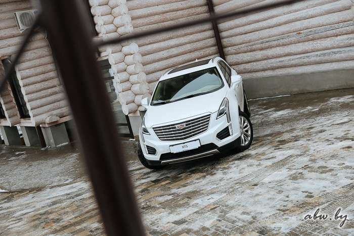 Тестируем Cadillac XT5 