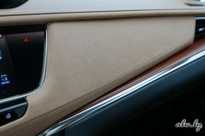 Тестируем Cadillac XT5 