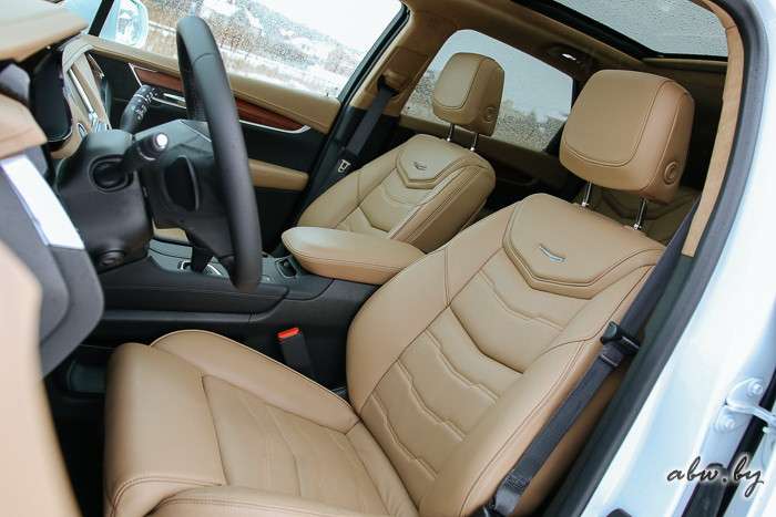 Тестируем Cadillac XT5 