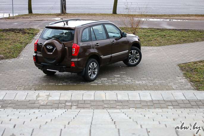 Не последнее китайское предупреждение. Тест-драйв обновленного Chery Tiggo 3