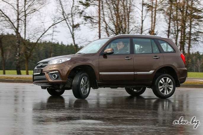 Не последнее китайское предупреждение. Тест-драйв обновленного Chery Tiggo 3