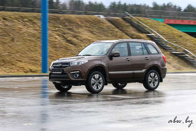 Не последнее китайское предупреждение. Тест-драйв обновленного Chery Tiggo 3