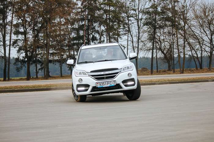 Похорошел, но подорожал. Тест-драйв обновленного Lifan X60 по цене от 12 тысяч долларов