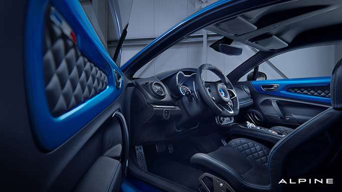 Renault в Женеве: возвращение Alpine, электрокар с генами формульного болида и Captur а-ля Rus