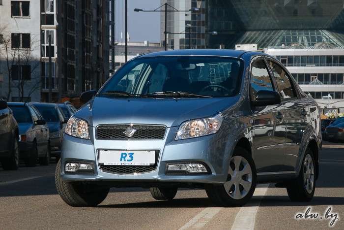 Aveo-носец. Тест-драйв одного из самых дешевых седанов на рынке Ravon Nexia R3