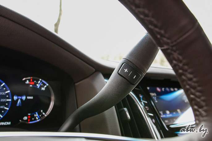 Дрифт, драг и 4 цилиндра... Тест-драйв Cadillac Escalade белорусской сборки