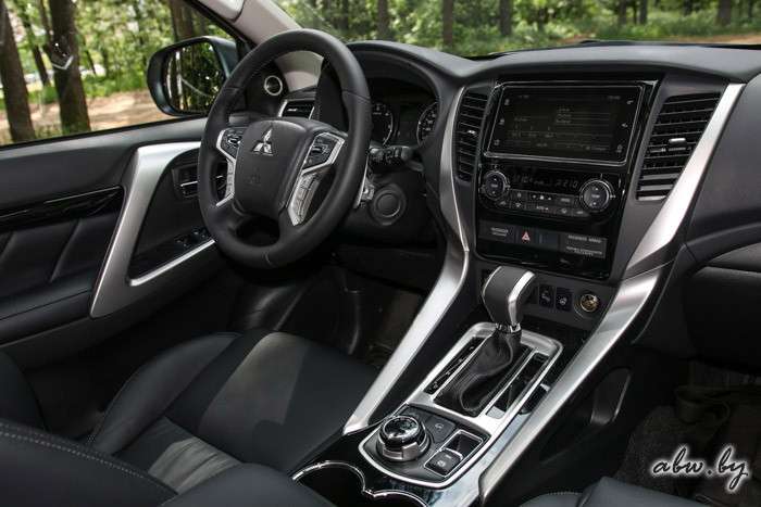 И с дизелем тоже Sport? Тестируем новую модификацию Mitsubishi Pajero Sport