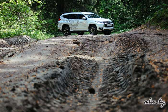 И с дизелем тоже Sport? Тестируем новую модификацию Mitsubishi Pajero Sport