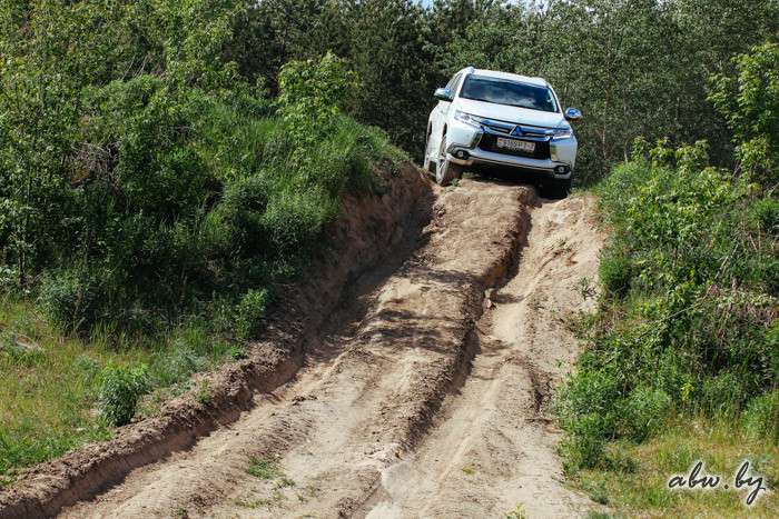 И с дизелем тоже Sport? Тестируем новую модификацию Mitsubishi Pajero Sport