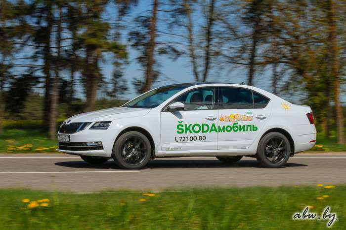 Есть повод для радости? Первый белорусский тест-драйв Skoda Octavia, которую ругают за фары в стиле Mercedes