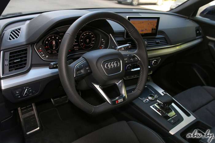 Audi Q5: шаблон идеального кроссовера?