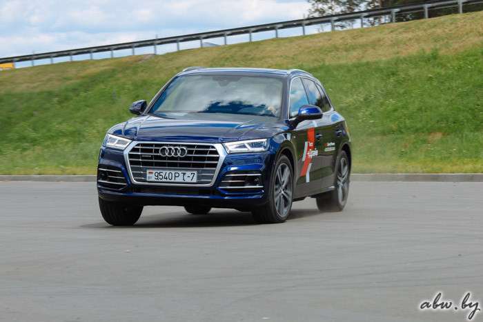 Audi Q5: шаблон идеального кроссовера?