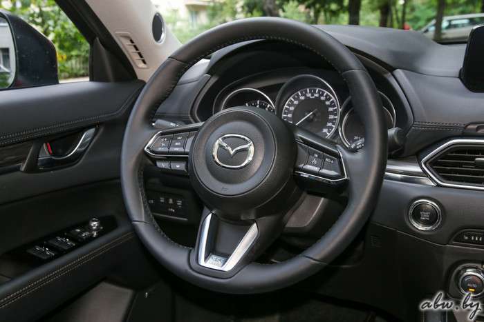 Снаружи страсть - внутри быт. Тест-драйв новой Mazda CX-5