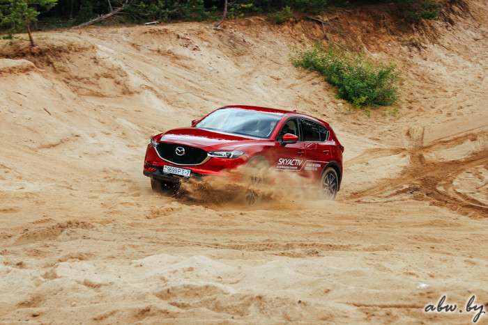 Снаружи страсть - внутри быт. Тест-драйв новой Mazda CX-5