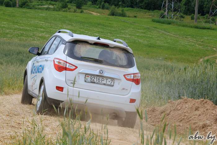 Верной дорогой идете, товарищи! Двухдневный тест китайского кроссовера Changan CS35