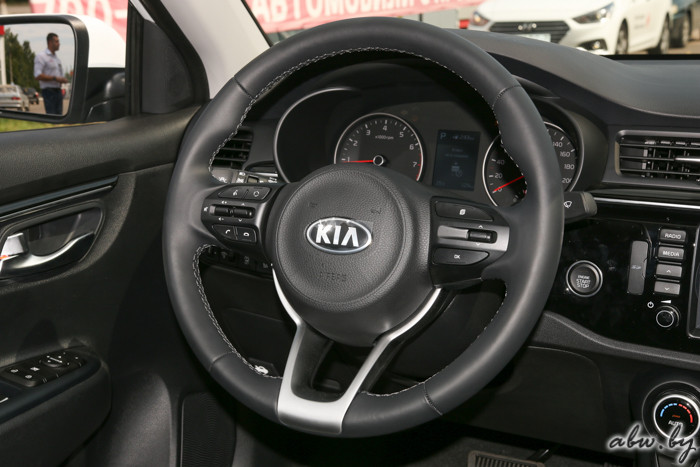 Из Смоленска с любовью. Тест-драйв нового KIA Rio - первого в cвоем классе 