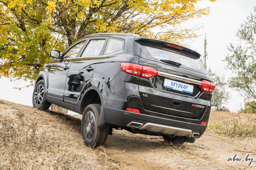 Семиместный бюджетный кроссовер Lifan Myway. Верной дорогой идете, товарищи!