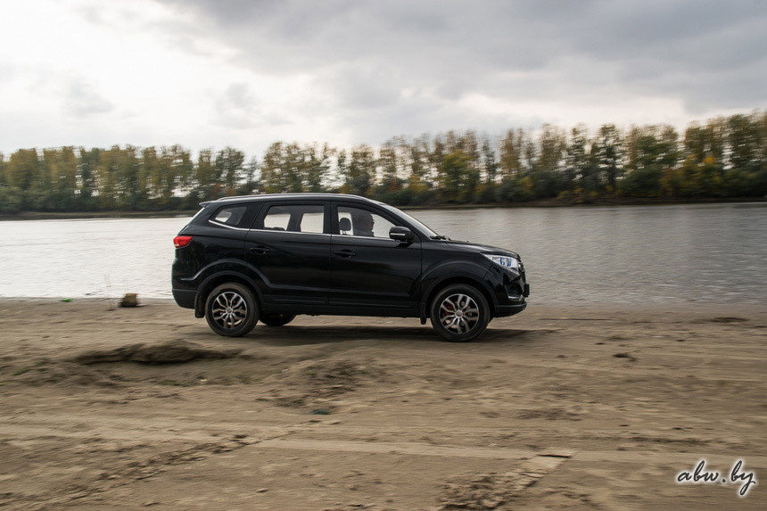Семиместный бюджетный кроссовер Lifan Myway. Верной дорогой идете, товарищи!