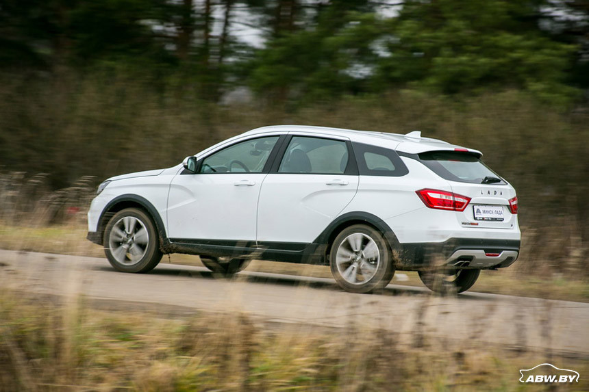 Первый белорусский тест-драйв Lada Vesta SW Cross: оправданна ли истерия?