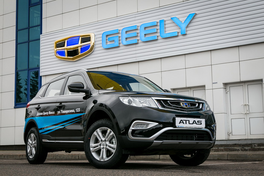 На этот раз не стыдно. Тест-драйв долгожданного Geely Atlas
