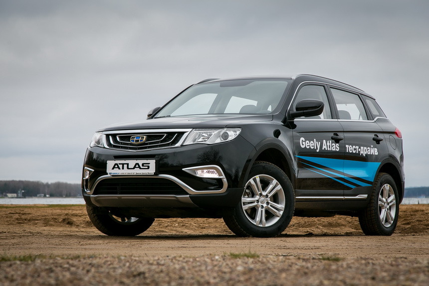 На этот раз не стыдно. Тест-драйв долгожданного Geely Atlas