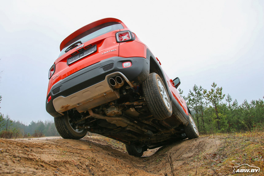 Он вам не пижон! Тест-драйв Jeep Renegade, которого многие обвиняют в 