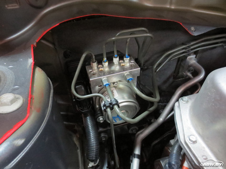 Пилите гири, или Что мы увидели в Nissan Leaf, который был 