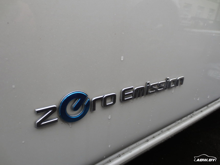 Пилите гири, или Что мы увидели в Nissan Leaf, который был 