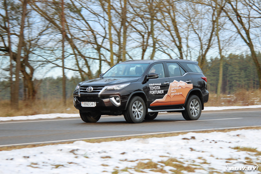 Toyota Fortuner: не изменяя принципам, не отставая от времени