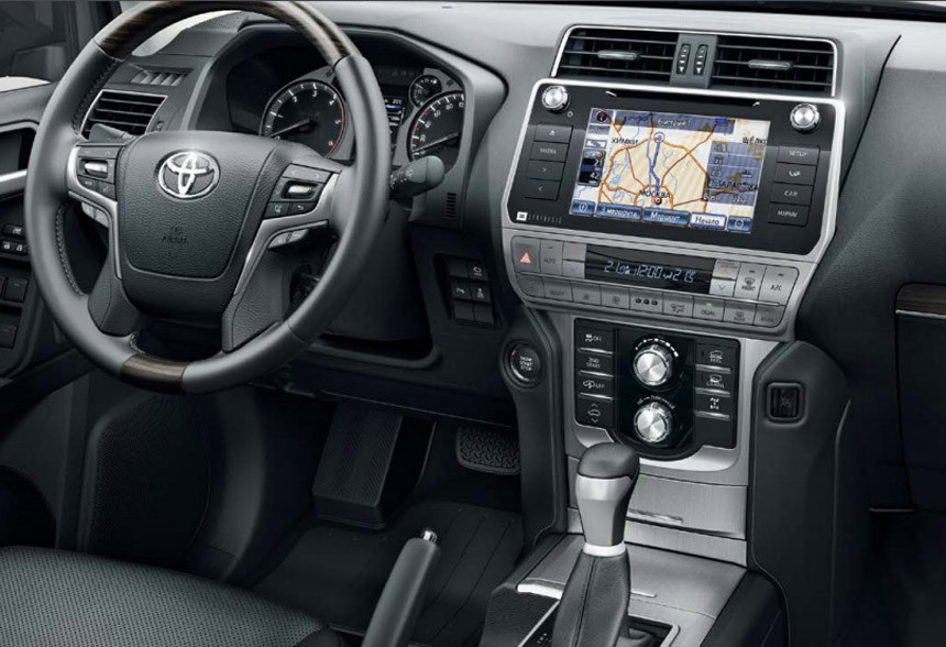 Три рецепта честного внедорожника от Toyota