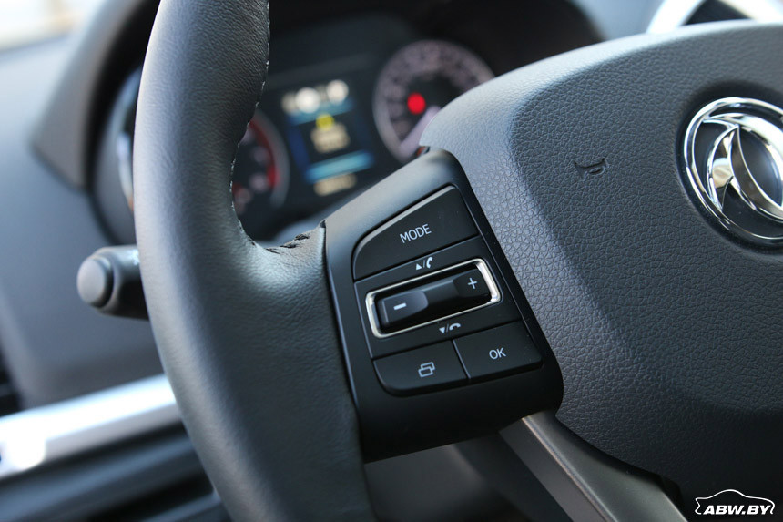 Dongfeng AX7: 