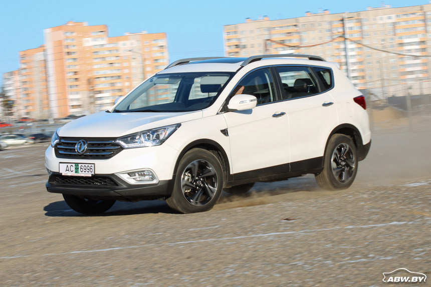 Dongfeng AX7: 