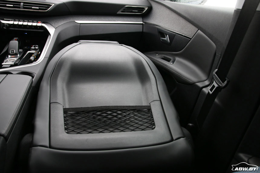 Ну и где тот лев? Тест-драйв Peugeot 3008, который метит в премиум-сегмент