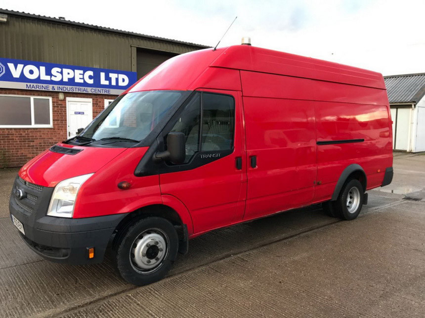 Ford Transit 7-го поколения: есть кто живой?