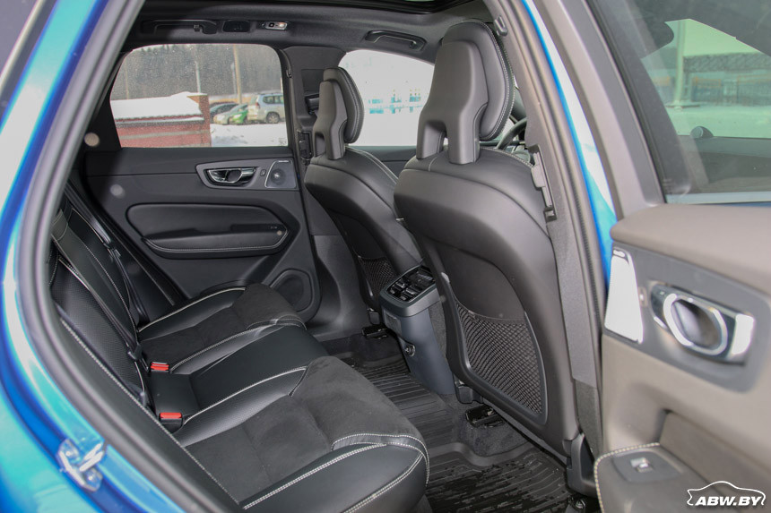 Volvo XC60: мини-флагман с макси-возможностями