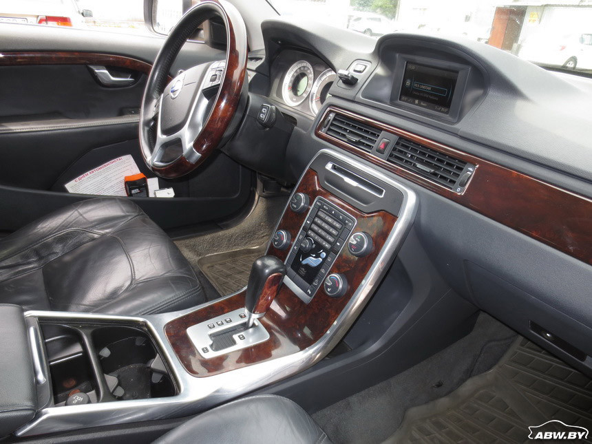 Слабые места Volvo XC70 двух поколений. Откровенный разговор с руководителем СТО